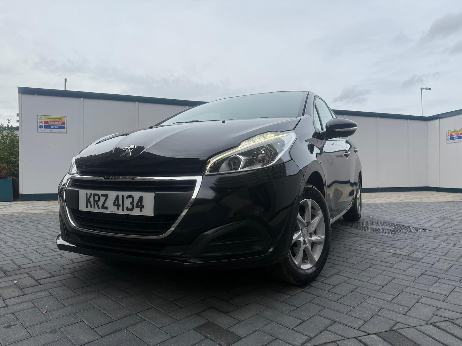 Used Peugeot 208 2016 for sale - 76425311: Photo 11