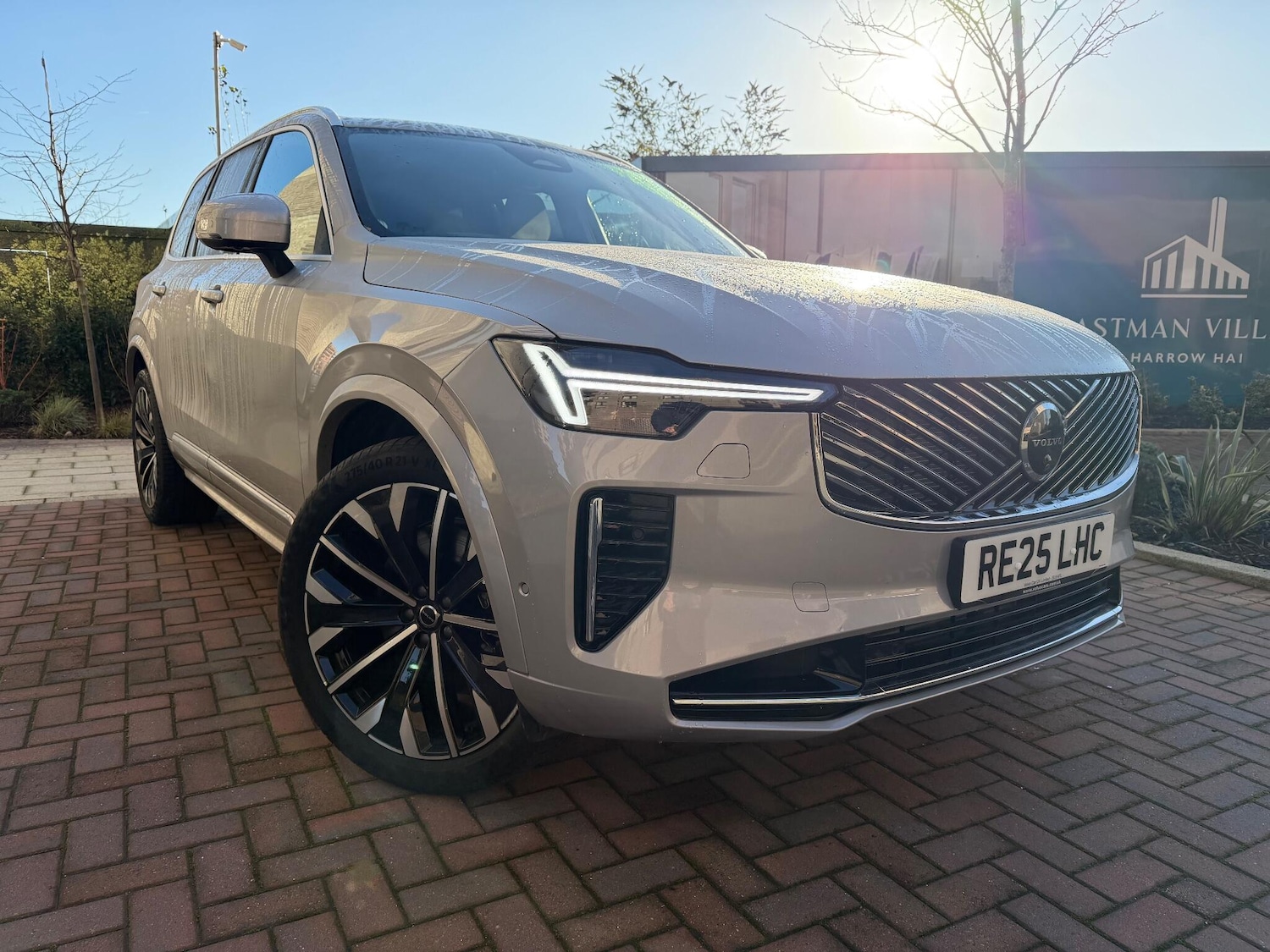 Used Volvo XC90 2025 for sale - 76926980: Photo 1