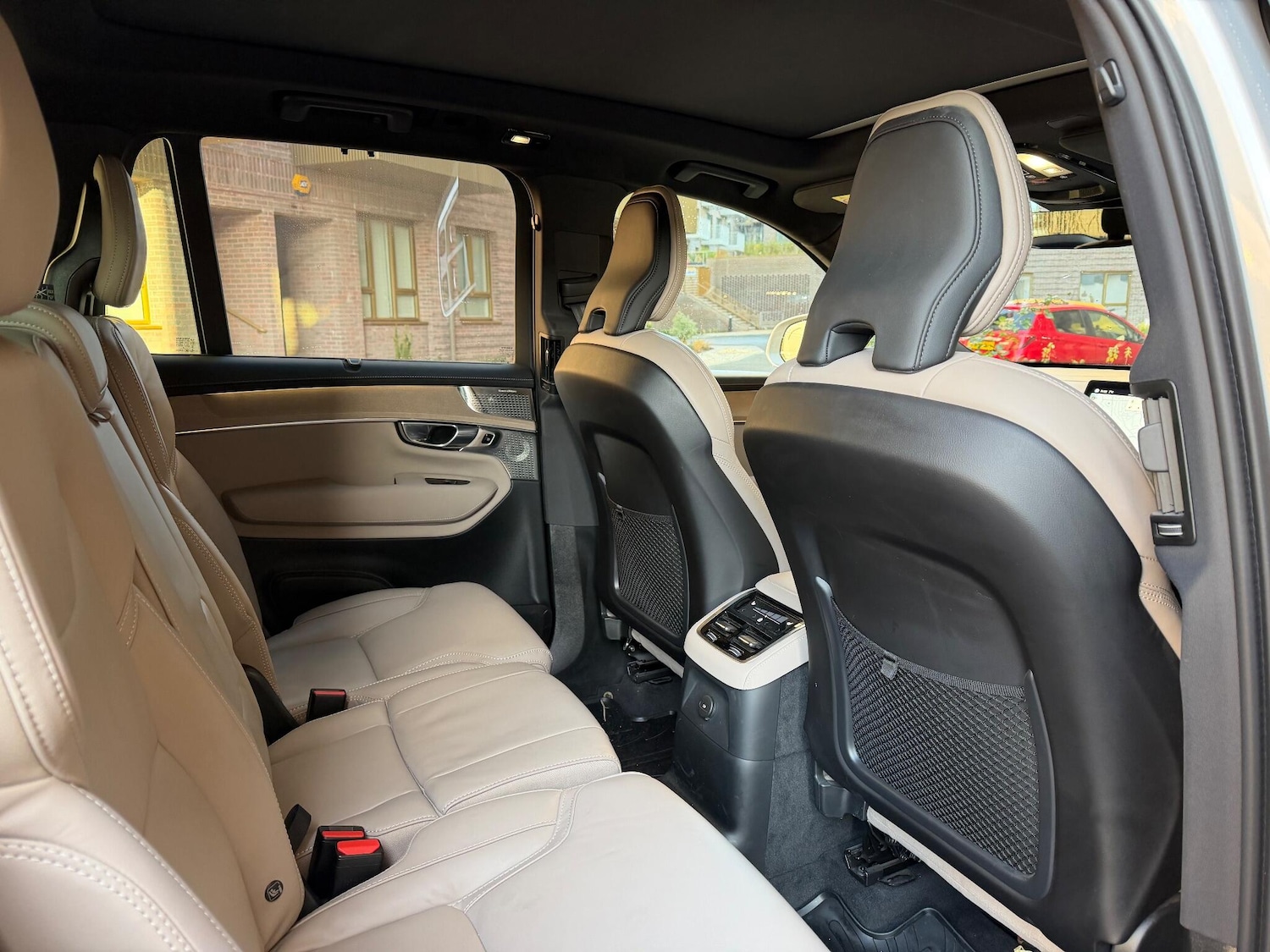 Used Volvo XC90 2025 for sale - 76926980: Photo 14