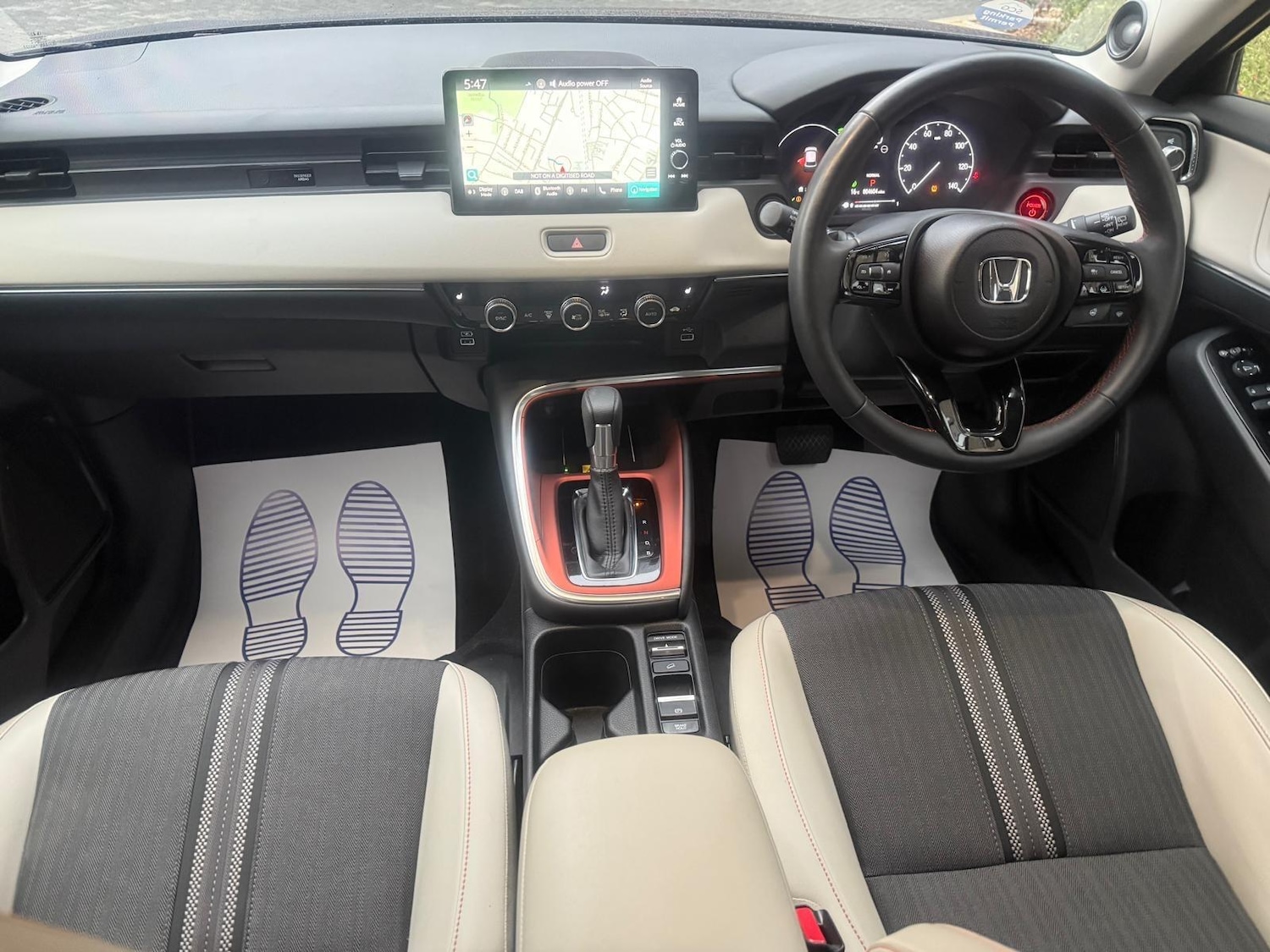 Used Honda HR-V 2024 for sale - 76457919: Photo 3