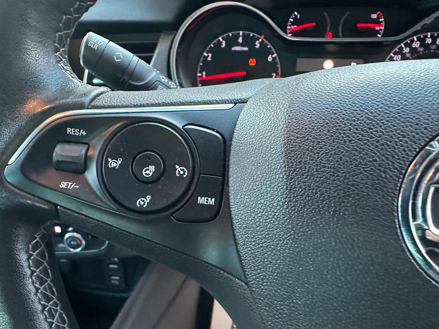 Used Vauxhall Crossland 2022 for sale - 76634147: Photo 30