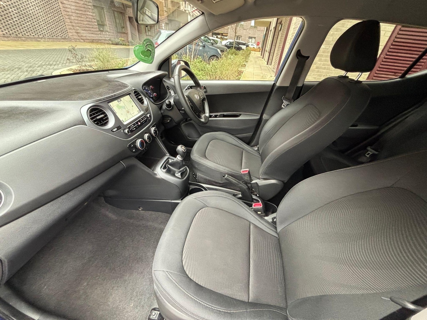 Used Hyundai i10 2020 for sale - 77696596: Photo 3