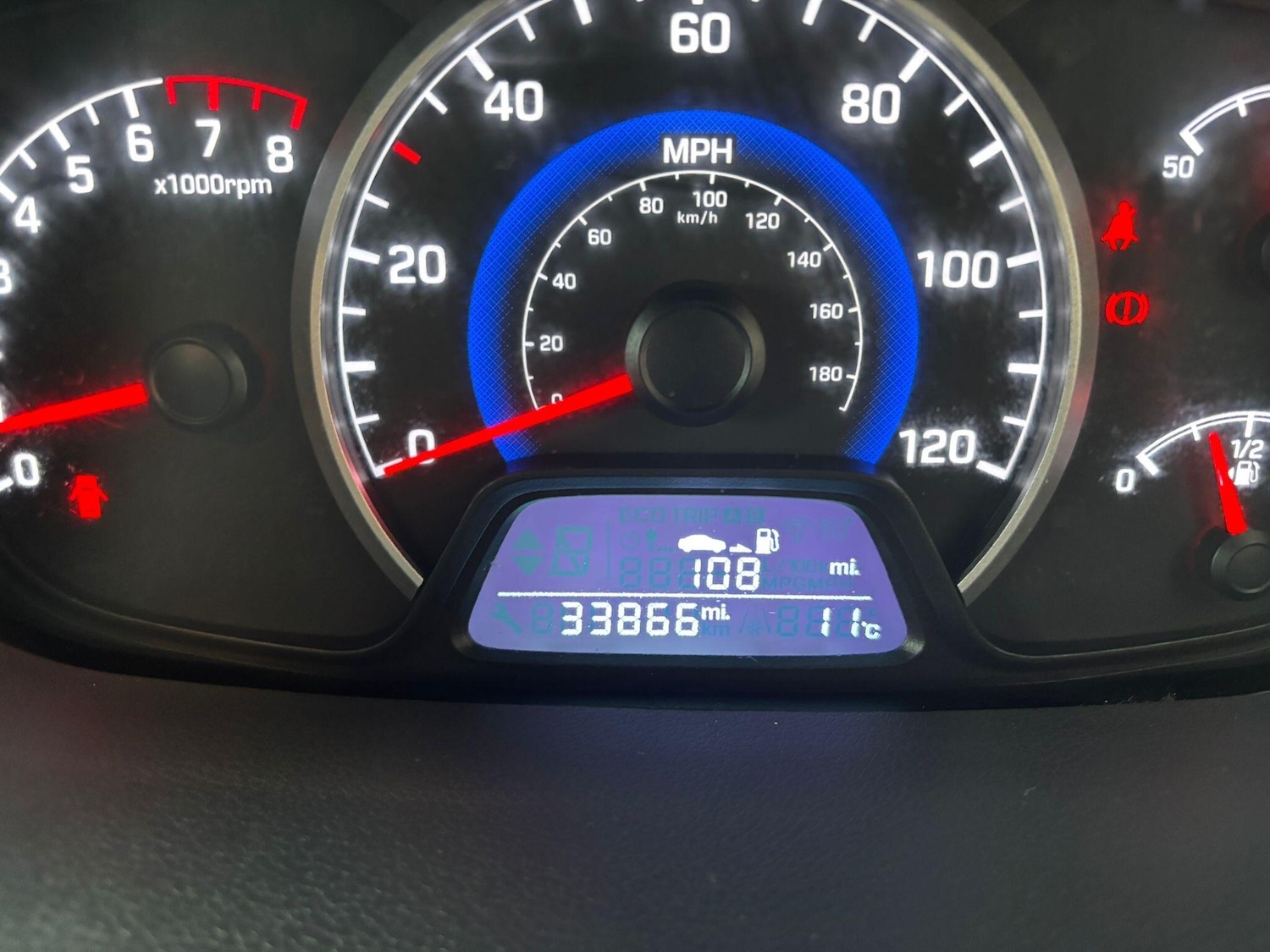 Used Hyundai i10 2020 for sale - 77696596: Photo 40