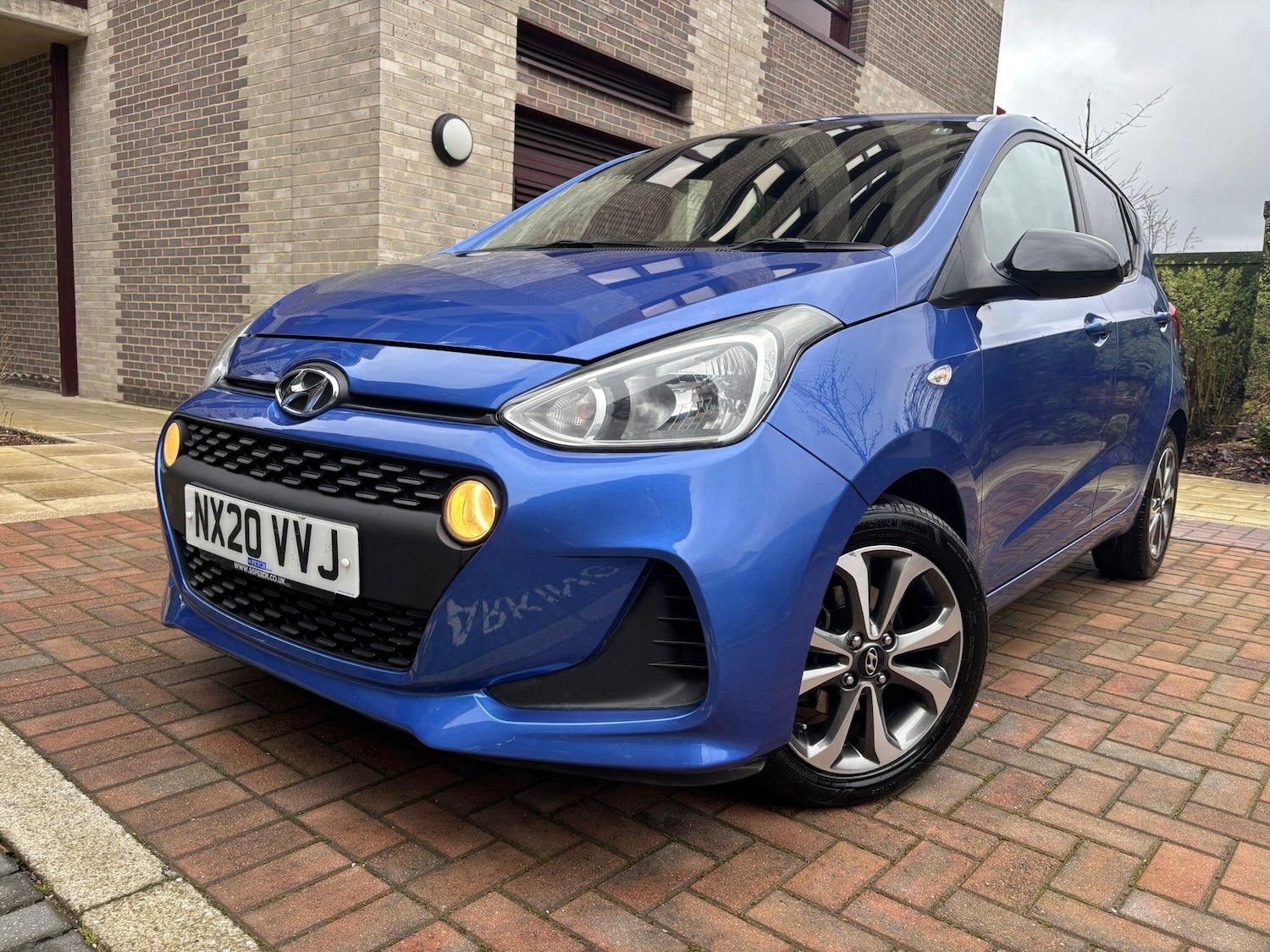 Used Hyundai i10 2020 for sale - 77696596: Photo 6
