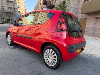 Used Peugeot 107 2013 for sale - 79520386: Photo