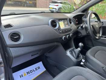 Used Hyundai i10 2018 for sale - 74433607: Photo