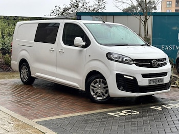 Vauxhall Vivaro feature image