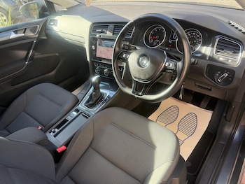 Used Volkswagen Golf 2020 for sale - 76473753: Photo