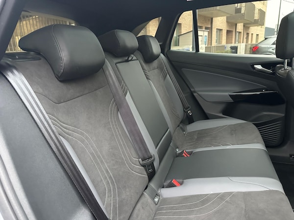 Used Volkswagen ID.4 2023 for sale - 73614969: Photo 23