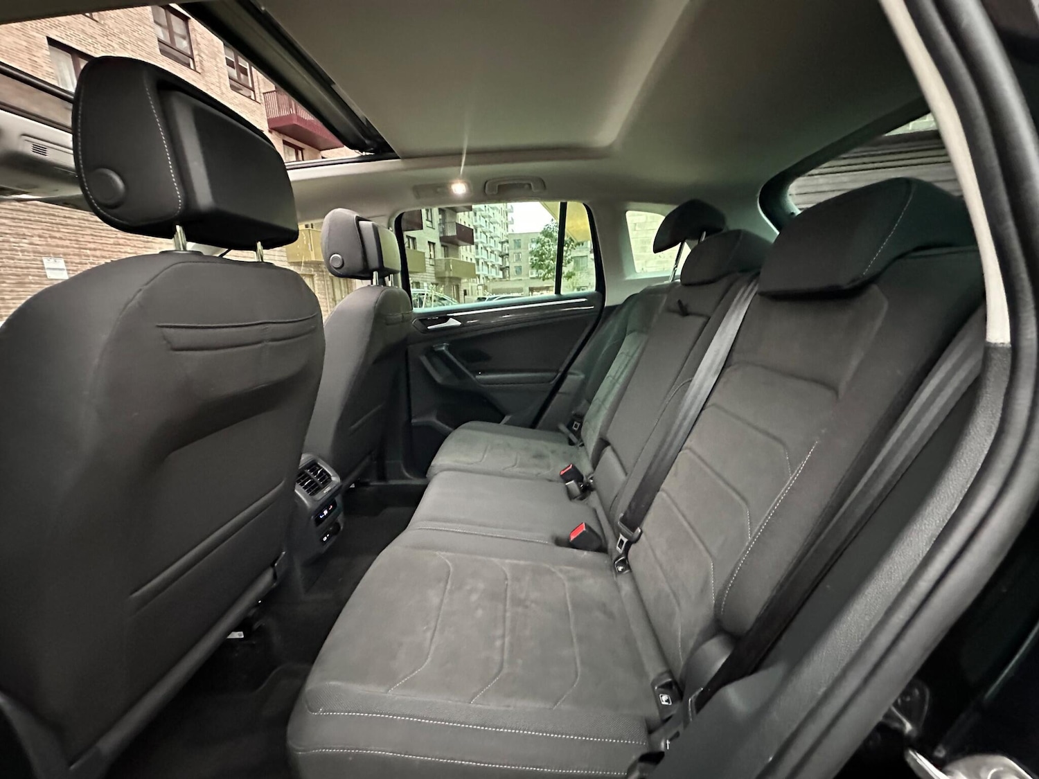 Used Volkswagen Tiguan 2023 for sale - 76283285: Photo 32