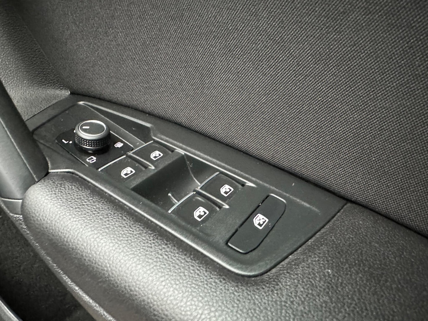 Used Volkswagen Tiguan 2023 for sale - 76283285: Photo 35