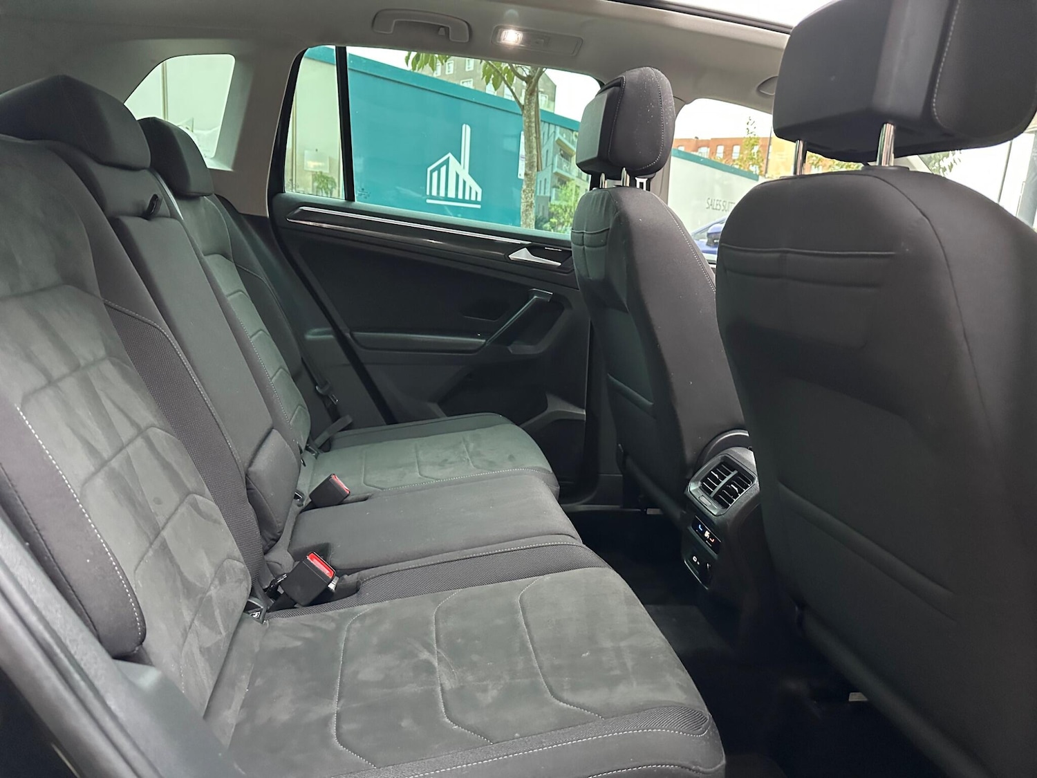 Used Volkswagen Tiguan 2023 for sale - 76283285: Photo 41