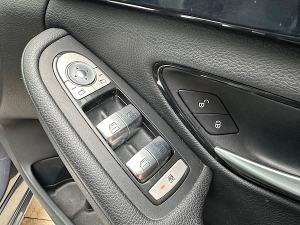 Used Mercedes-Benz C Class 2015 for sale - 75310146: Photo 19