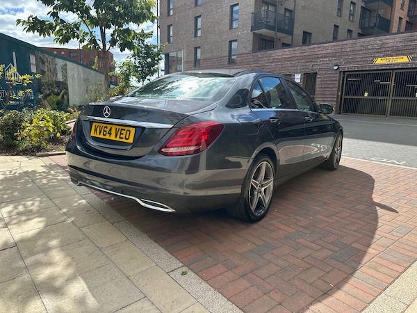 Used Mercedes-Benz C Class 2015 for sale - 75310146: Photo 2