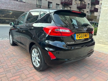 Used Ford Fiesta 2018 for sale - 79483777: Photo