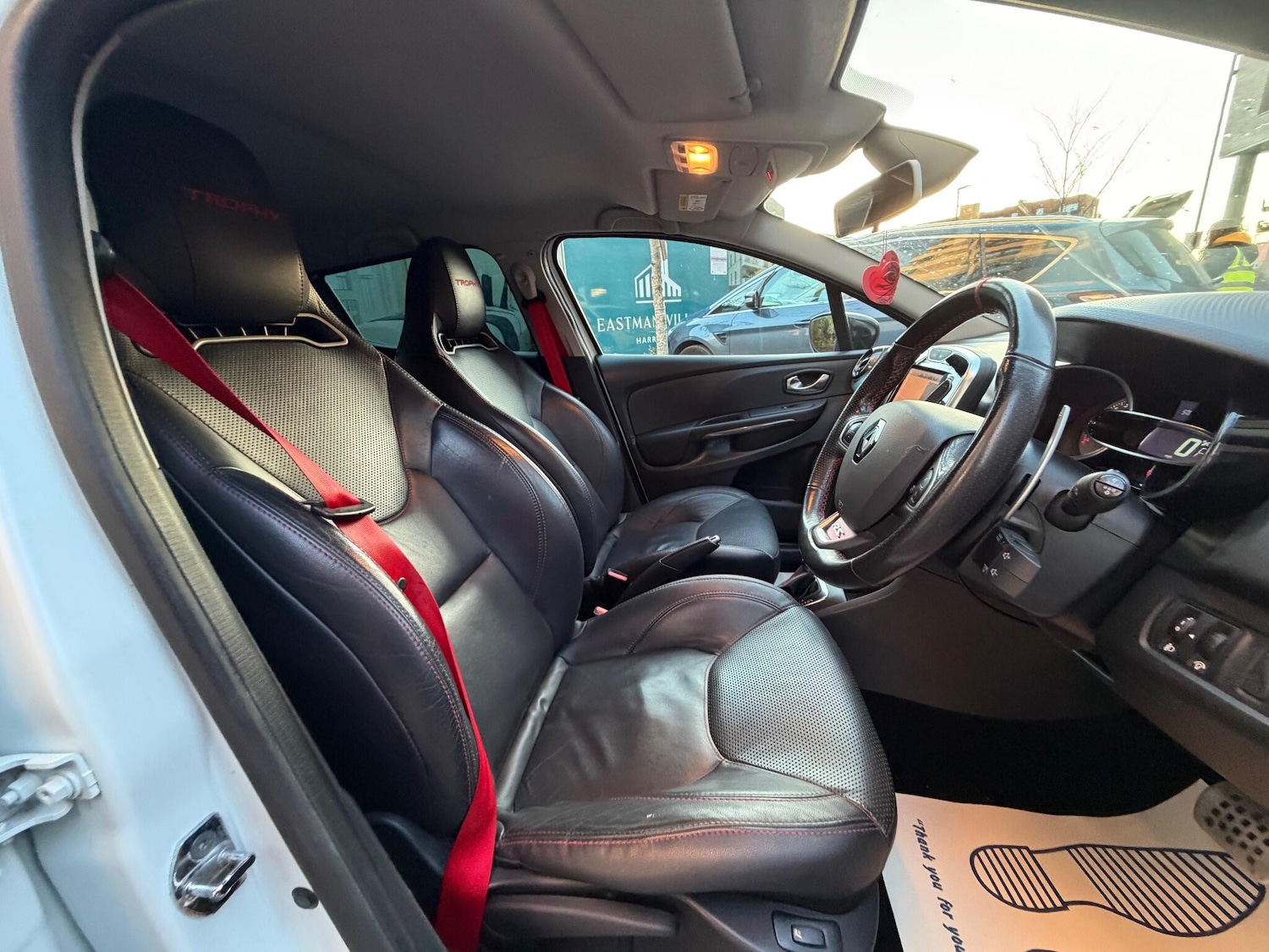 Used Renault Clio 2015 for sale - 77109906: Photo 29