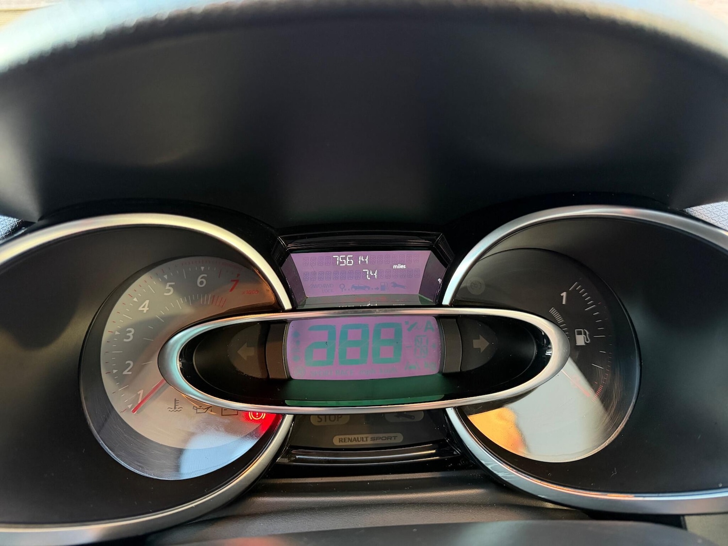 Used Renault Clio 2015 for sale - 77109906: Photo 39