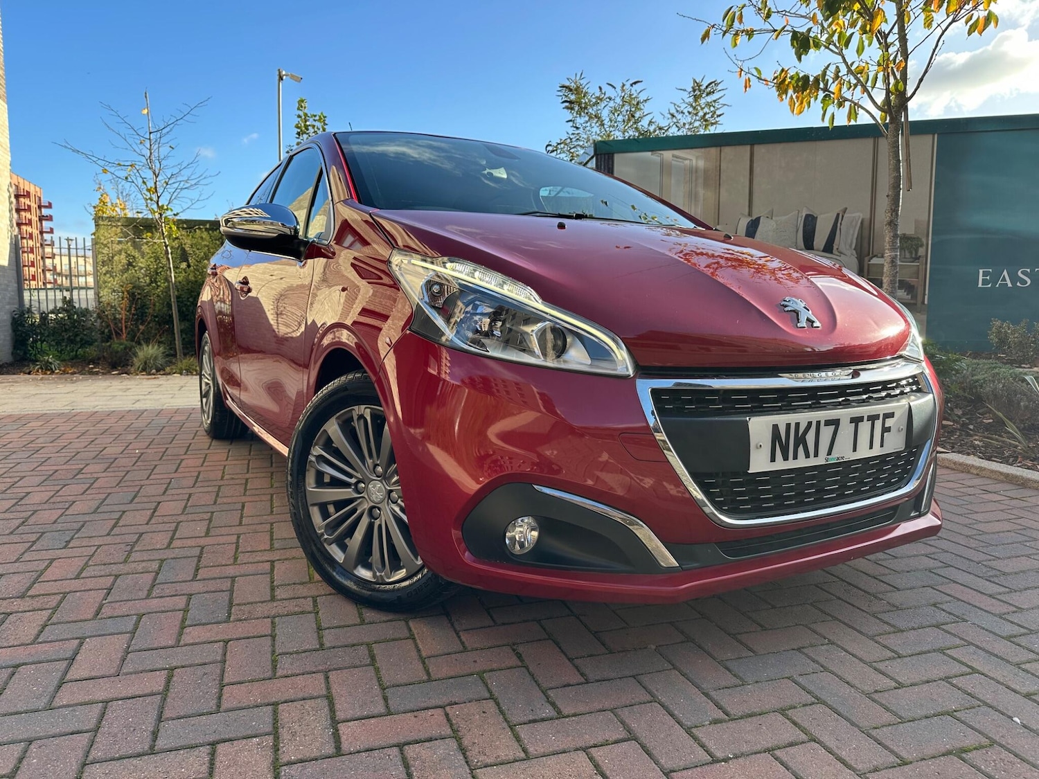 Used Peugeot 208 2017 for sale - 76607151: Photo 1