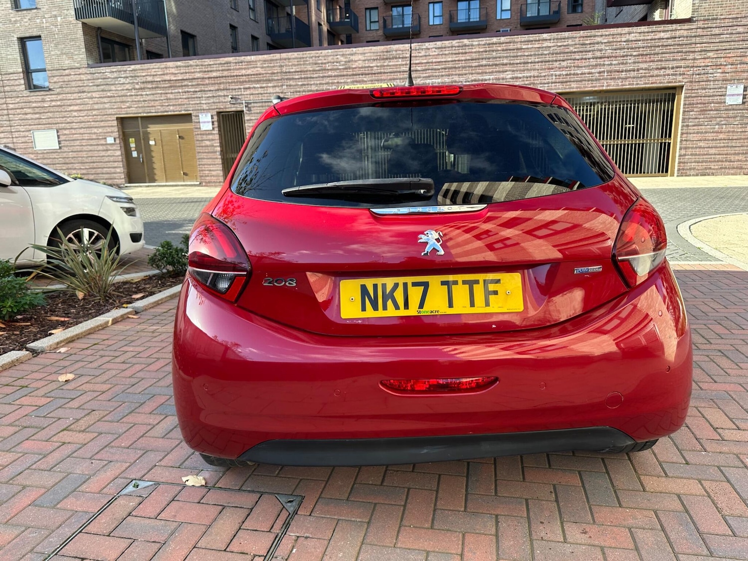 Used Peugeot 208 2017 for sale - 76607151: Photo 11