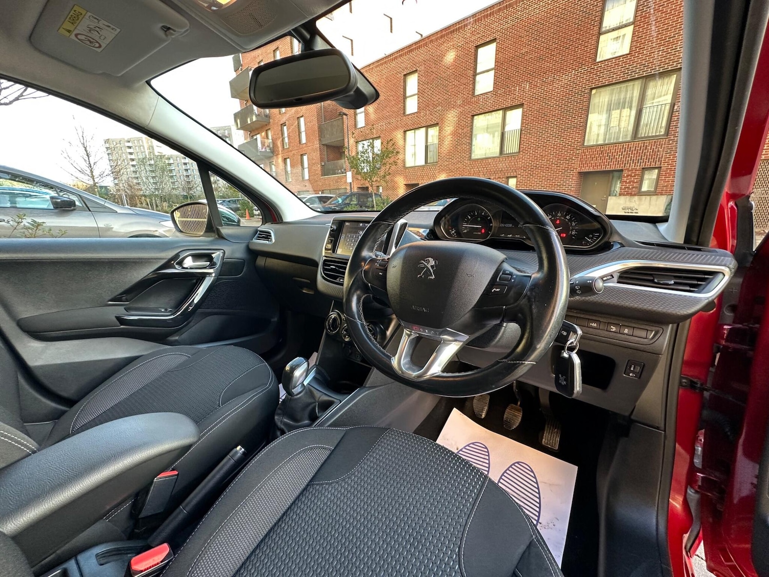 Used Peugeot 208 2017 for sale - 76607151: Photo 15