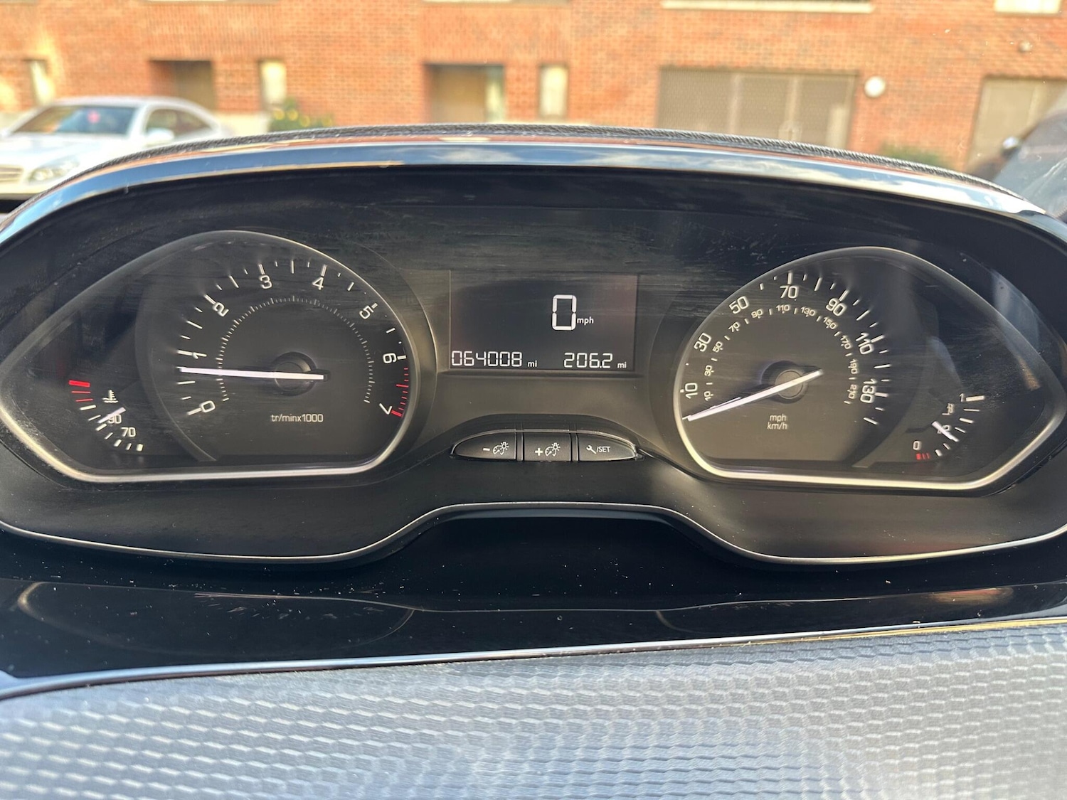 Used Peugeot 208 2017 for sale - 76607151: Photo 28