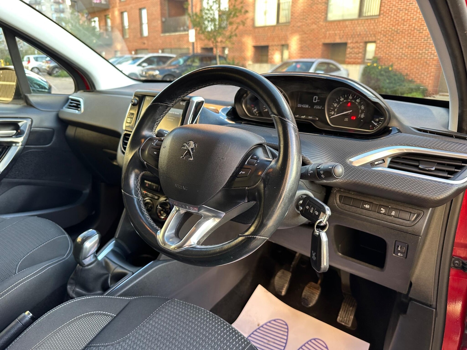 Used Peugeot 208 2017 for sale - 76607151: Photo 29