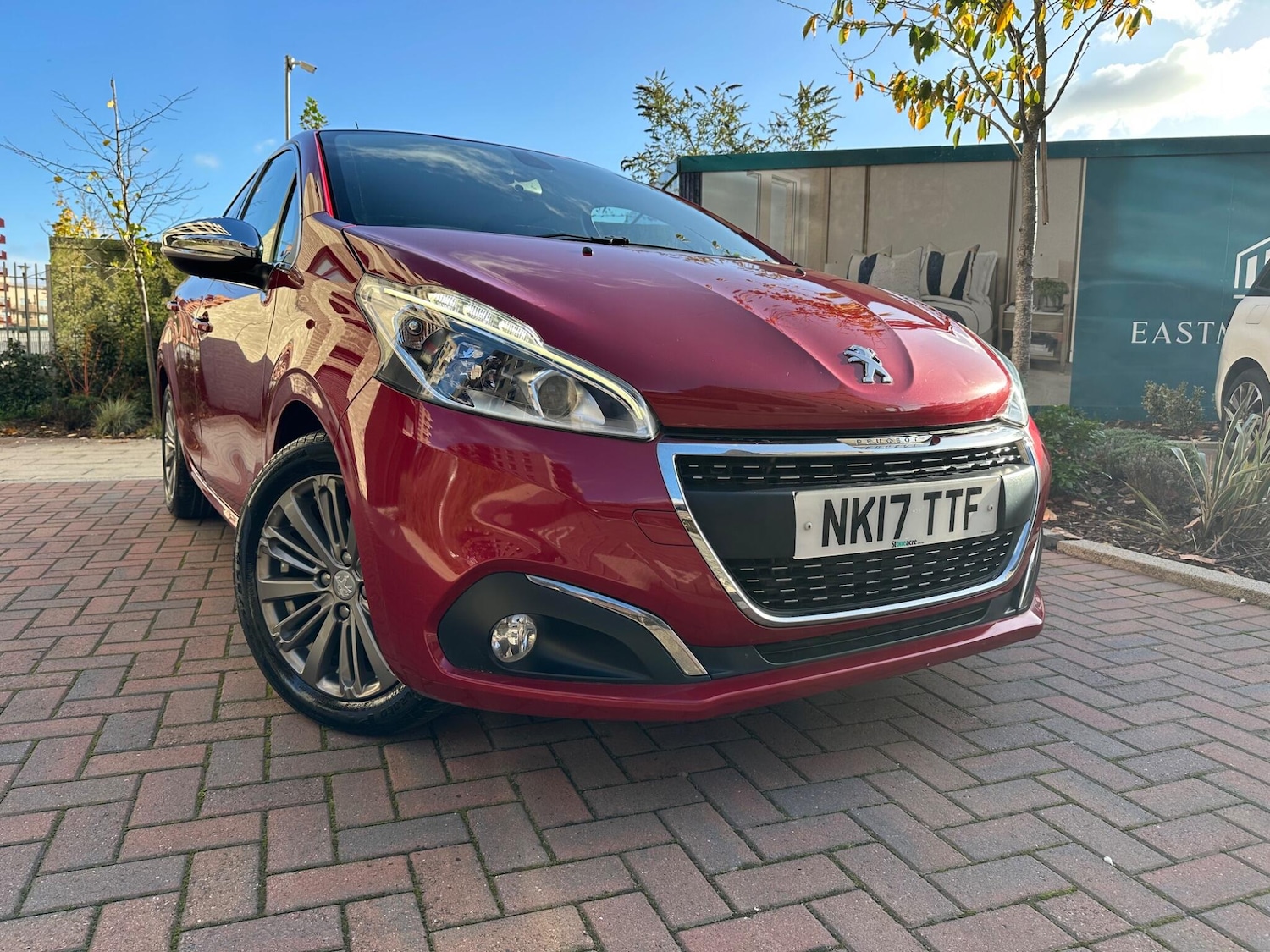 Used Peugeot 208 2017 for sale - 76607151: Photo 8