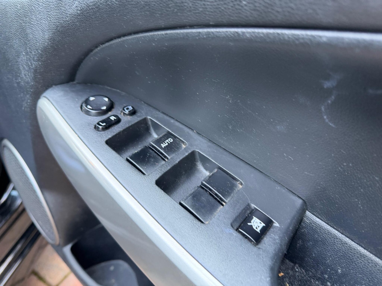 Used Mazda Mazda2 2008 for sale - 77396477: Photo 25