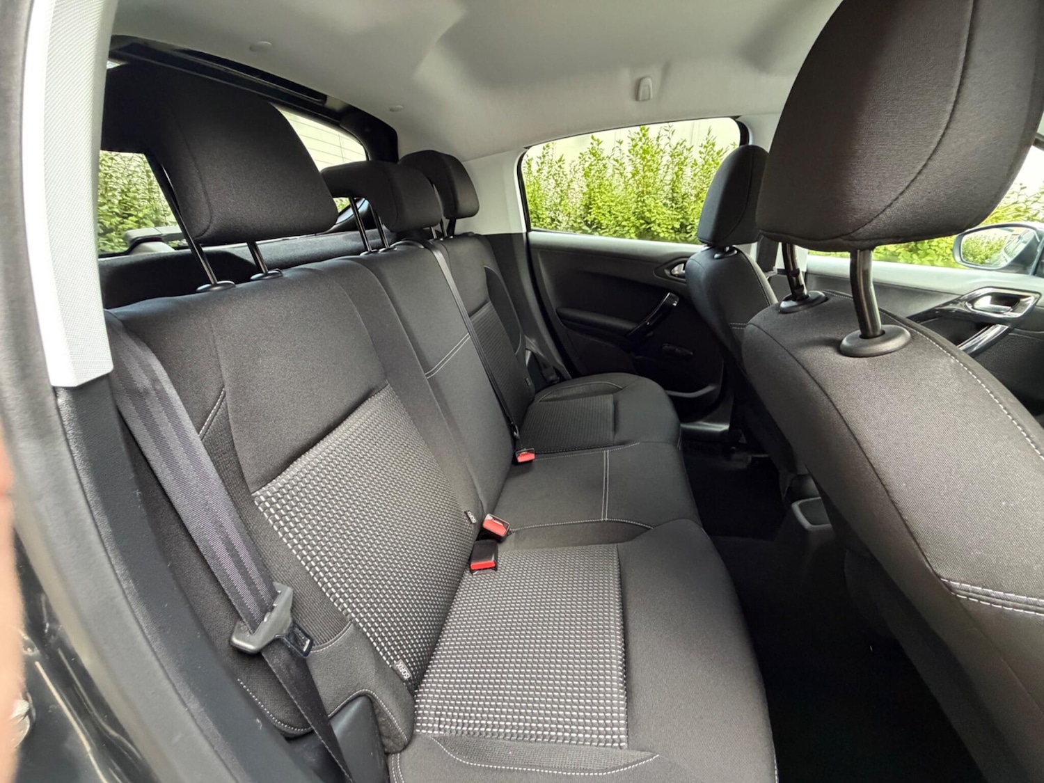 Used Peugeot 208 2016 for sale - 77396088: Photo 32