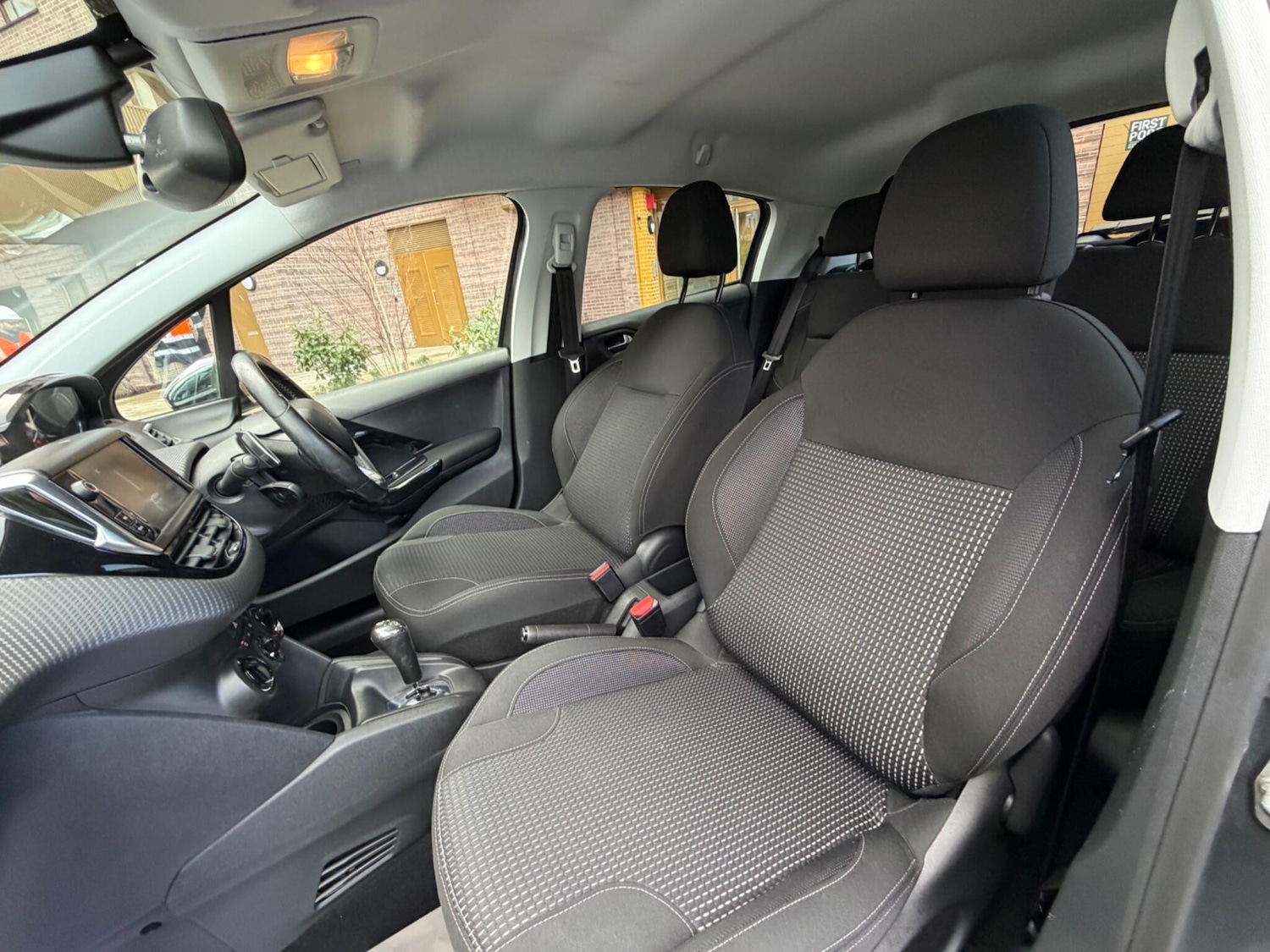 Used Peugeot 208 2016 for sale - 77396088: Photo 37