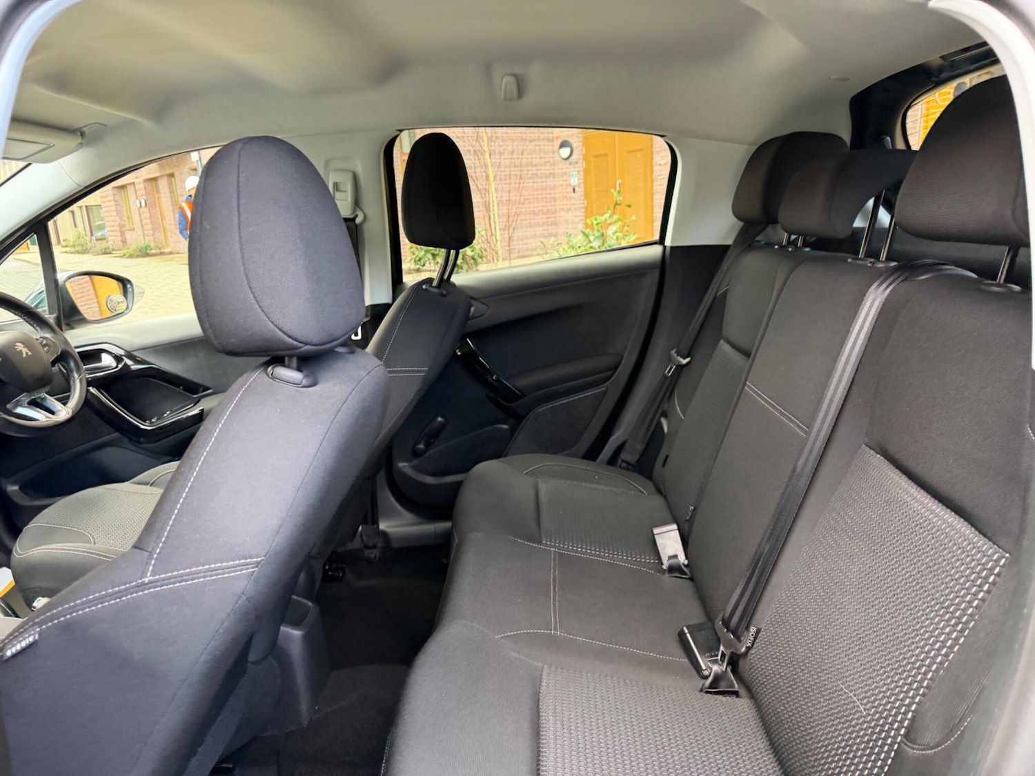 Used Peugeot 208 2016 for sale - 77396088: Photo 39