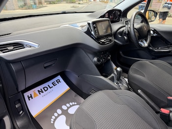 Used Peugeot 208 2016 for sale - 77396088: Photo