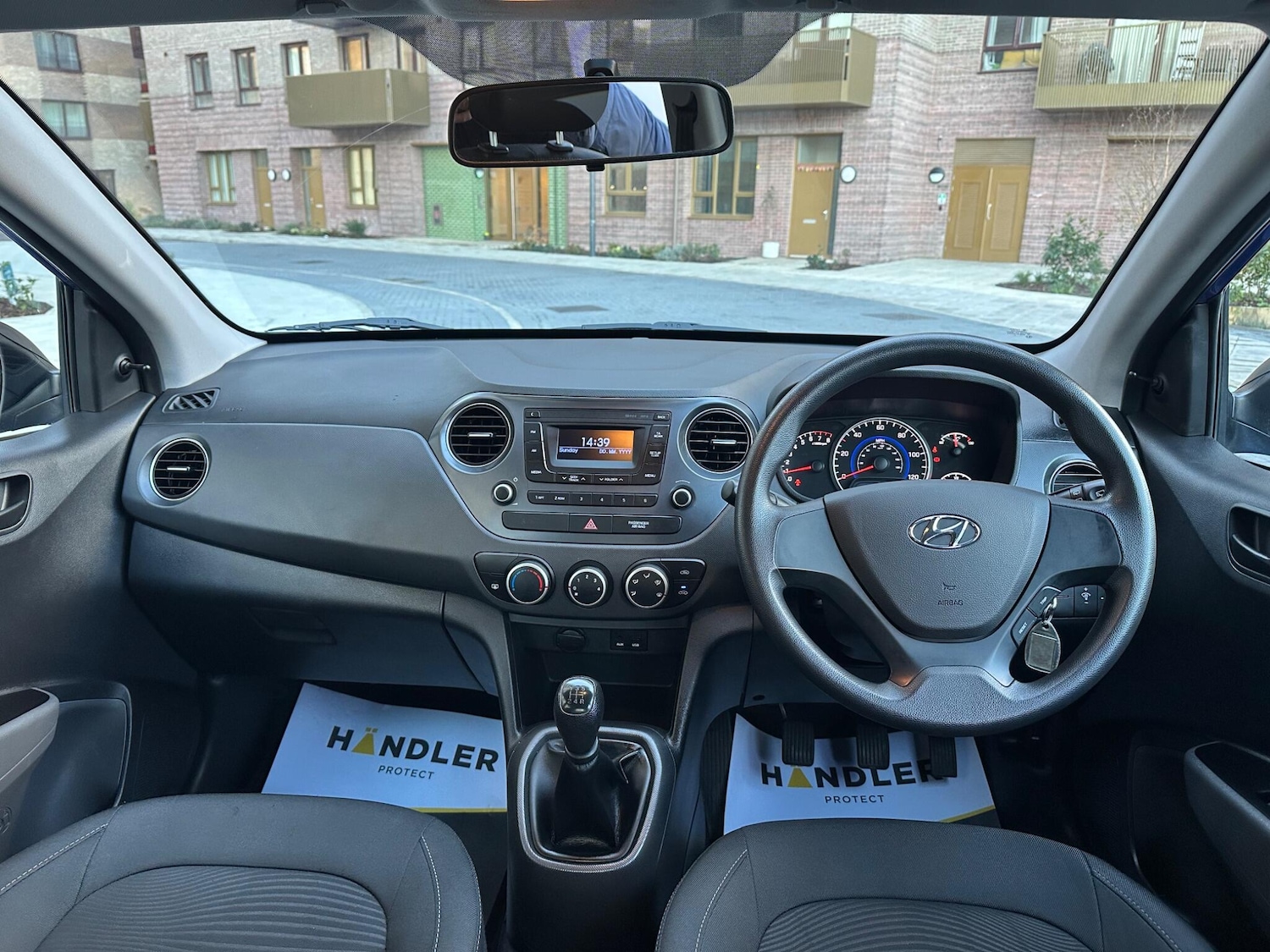 Used Hyundai i10 2018 for sale - 76671587: Photo 22