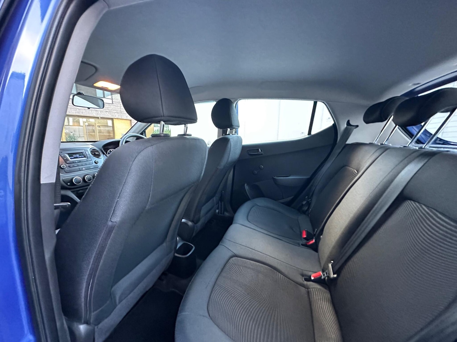 Used Hyundai i10 2018 for sale - 76671587: Photo 27