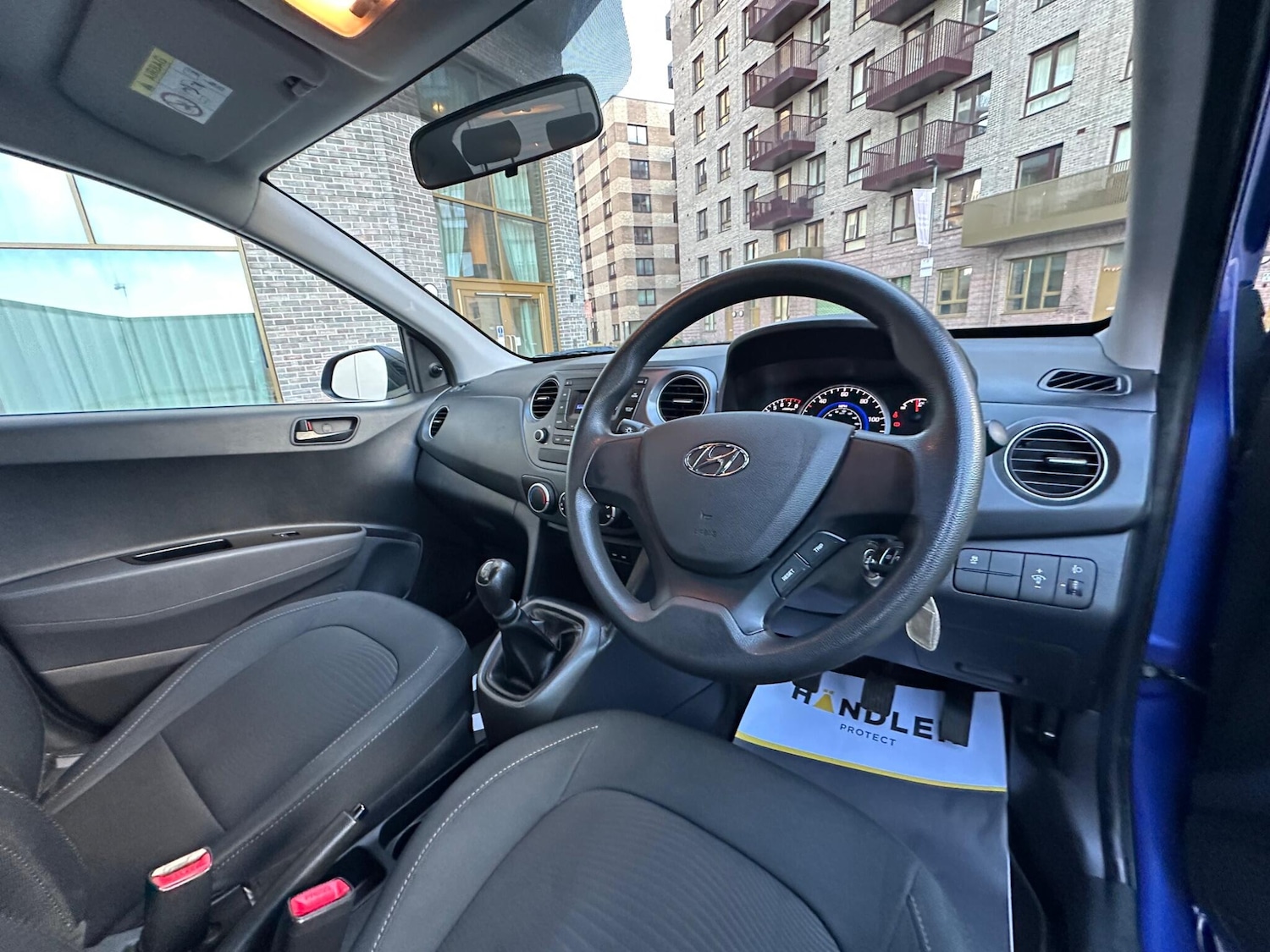 Used Hyundai i10 2018 for sale - 76671587: Photo 4