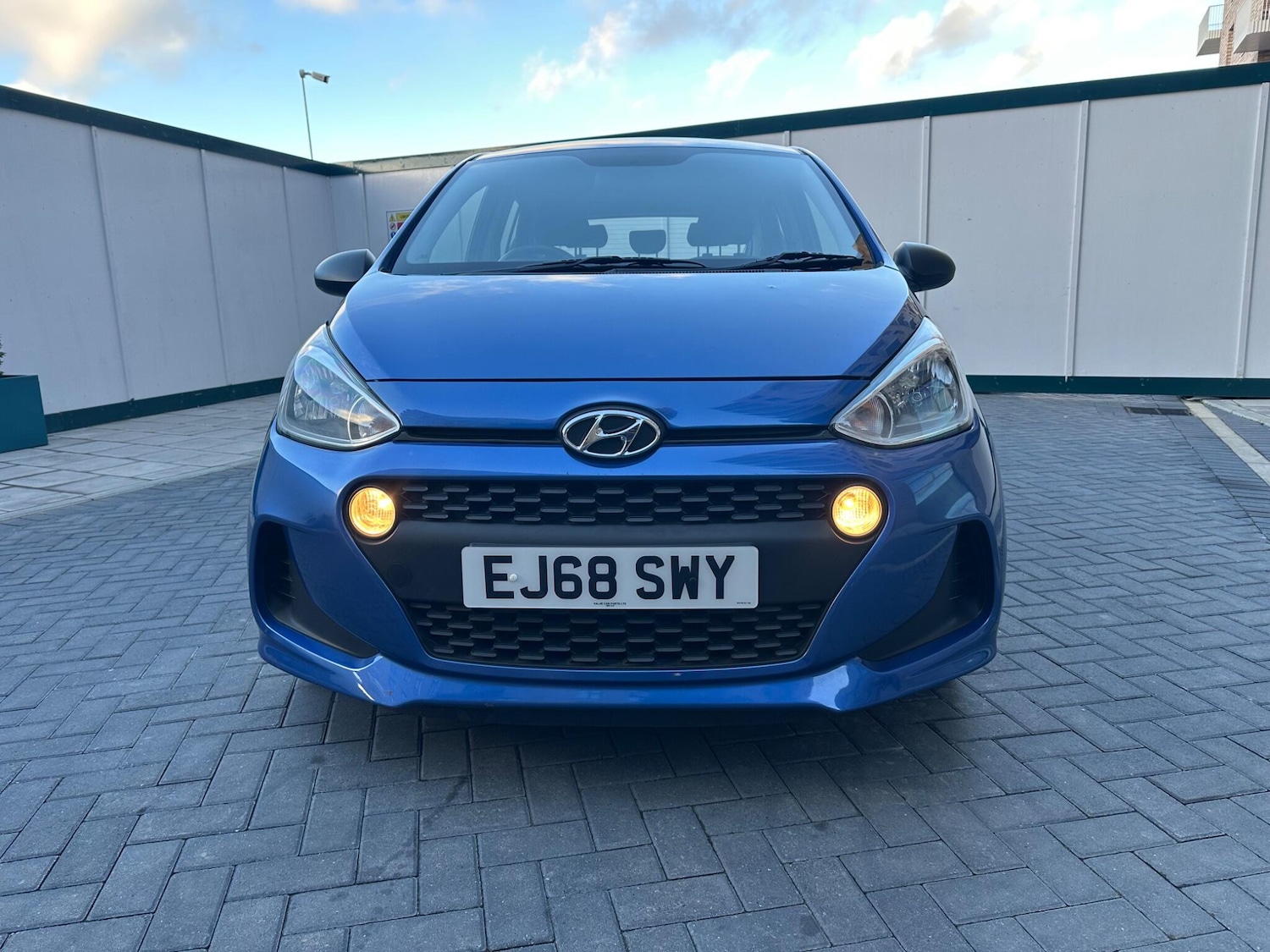 Used Hyundai i10 2018 for sale - 76671587: Photo 5