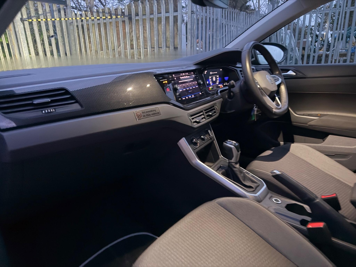 Used Volkswagen Taigo for sale - 77237967: Photo 3