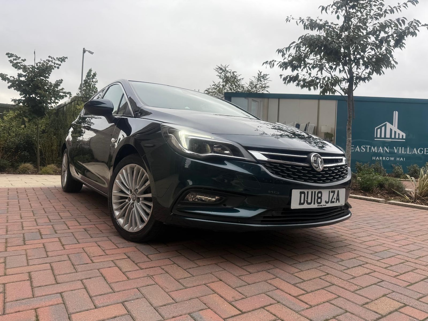 Used Vauxhall Astra 2018 for sale - 75990552: Photo 1