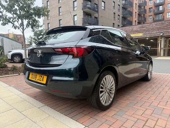 Used Vauxhall Astra 2018 for sale - 75990552: Photo 2