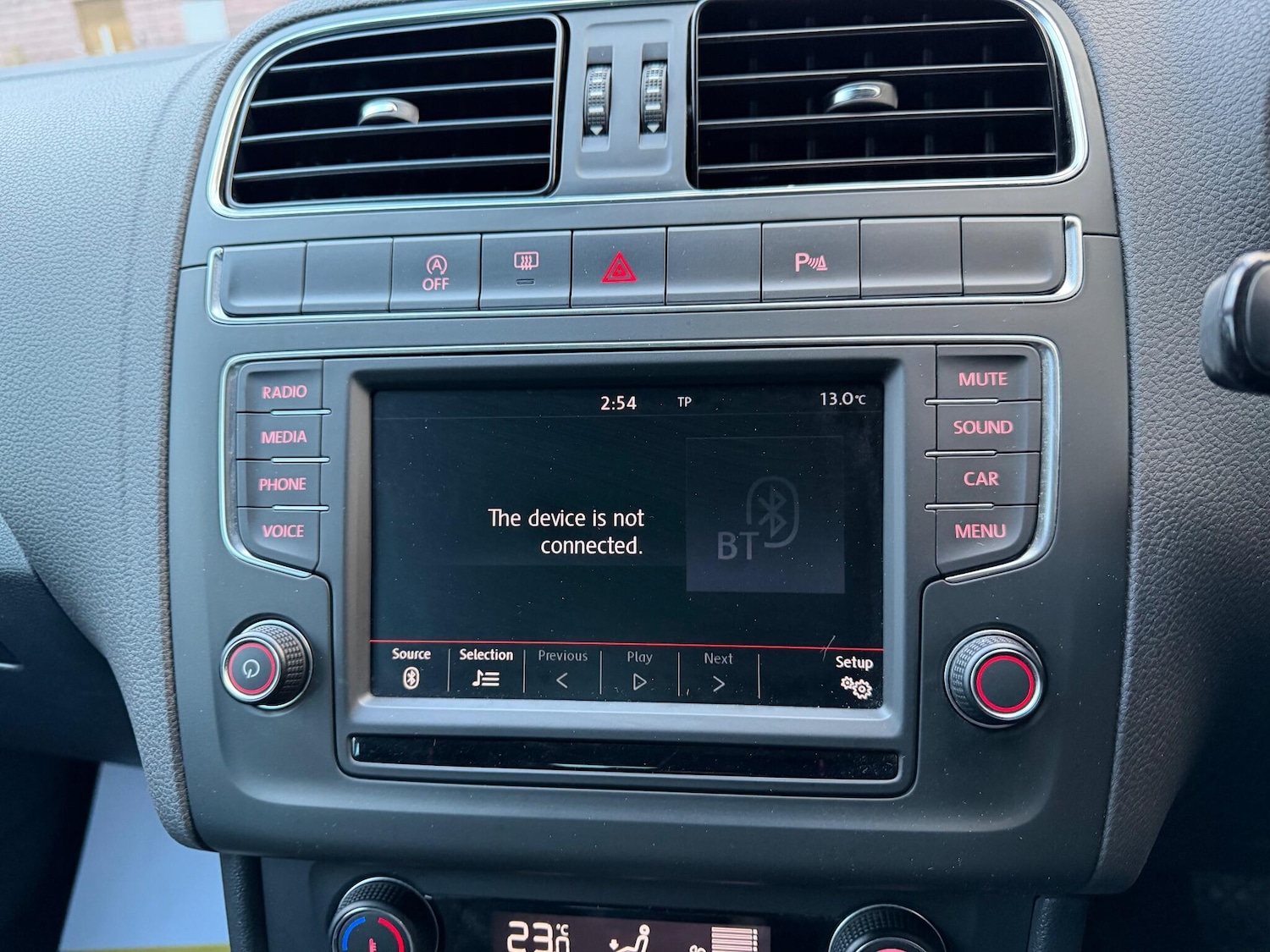 Used Volkswagen Polo 2015 for sale - 76855664: Photo 29