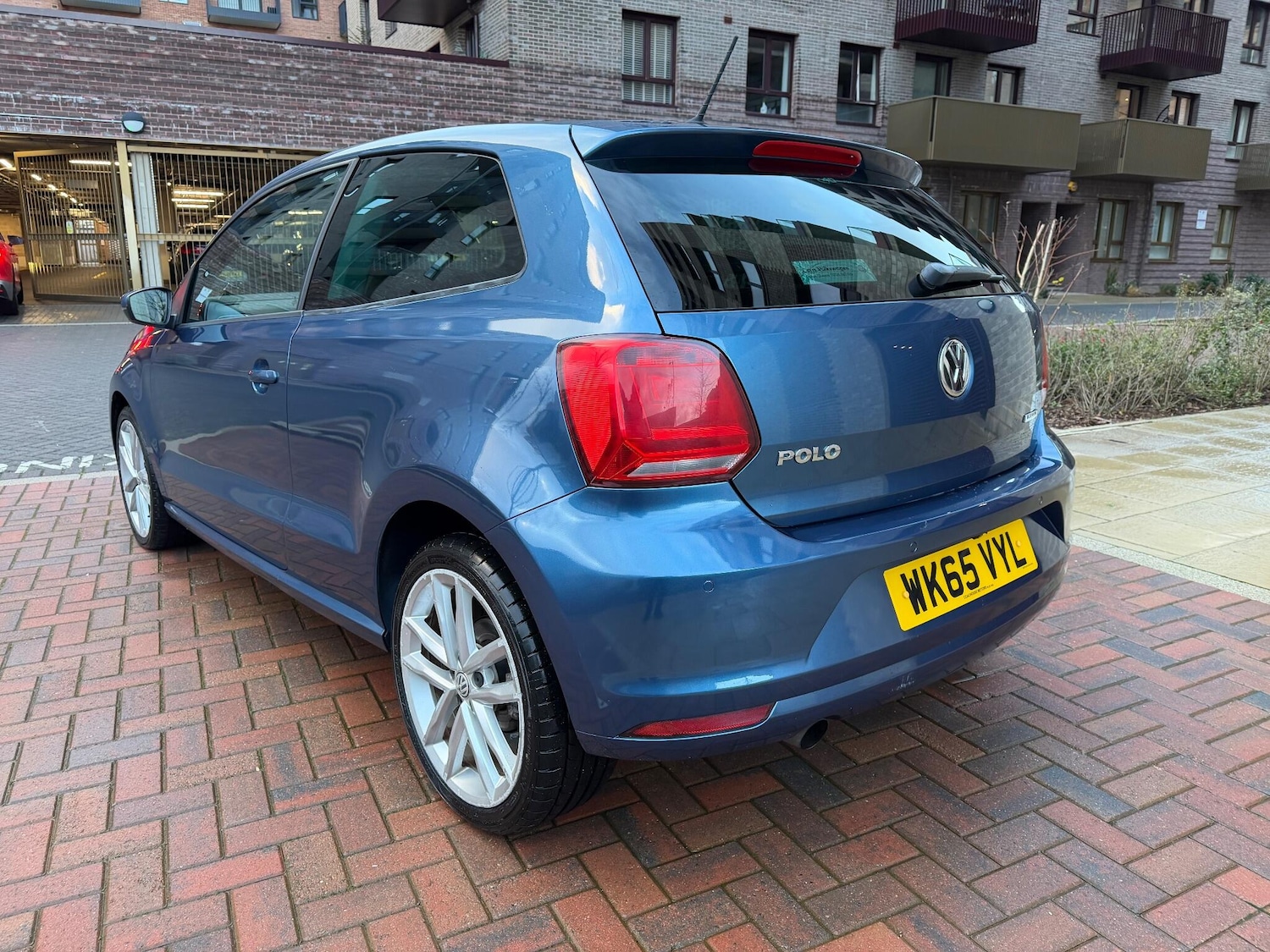 Used Volkswagen Polo 2015 for sale - 76855664: Photo 6