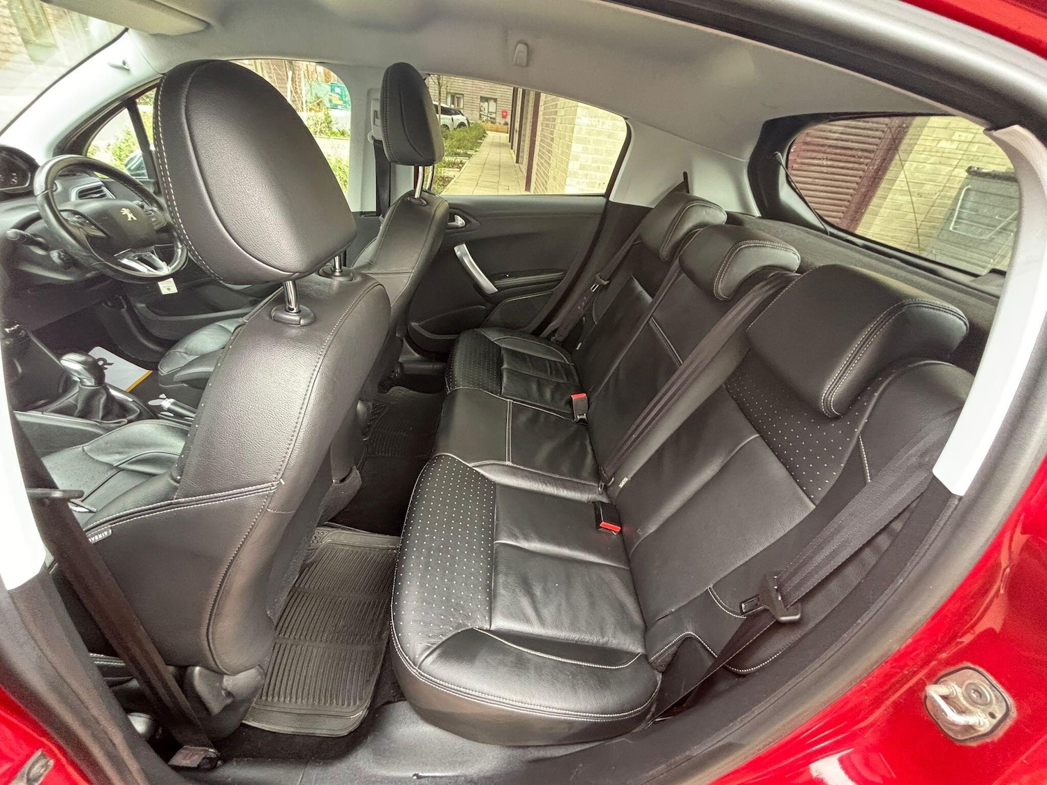 Used Peugeot 208 for sale - 77824109: Photo 30