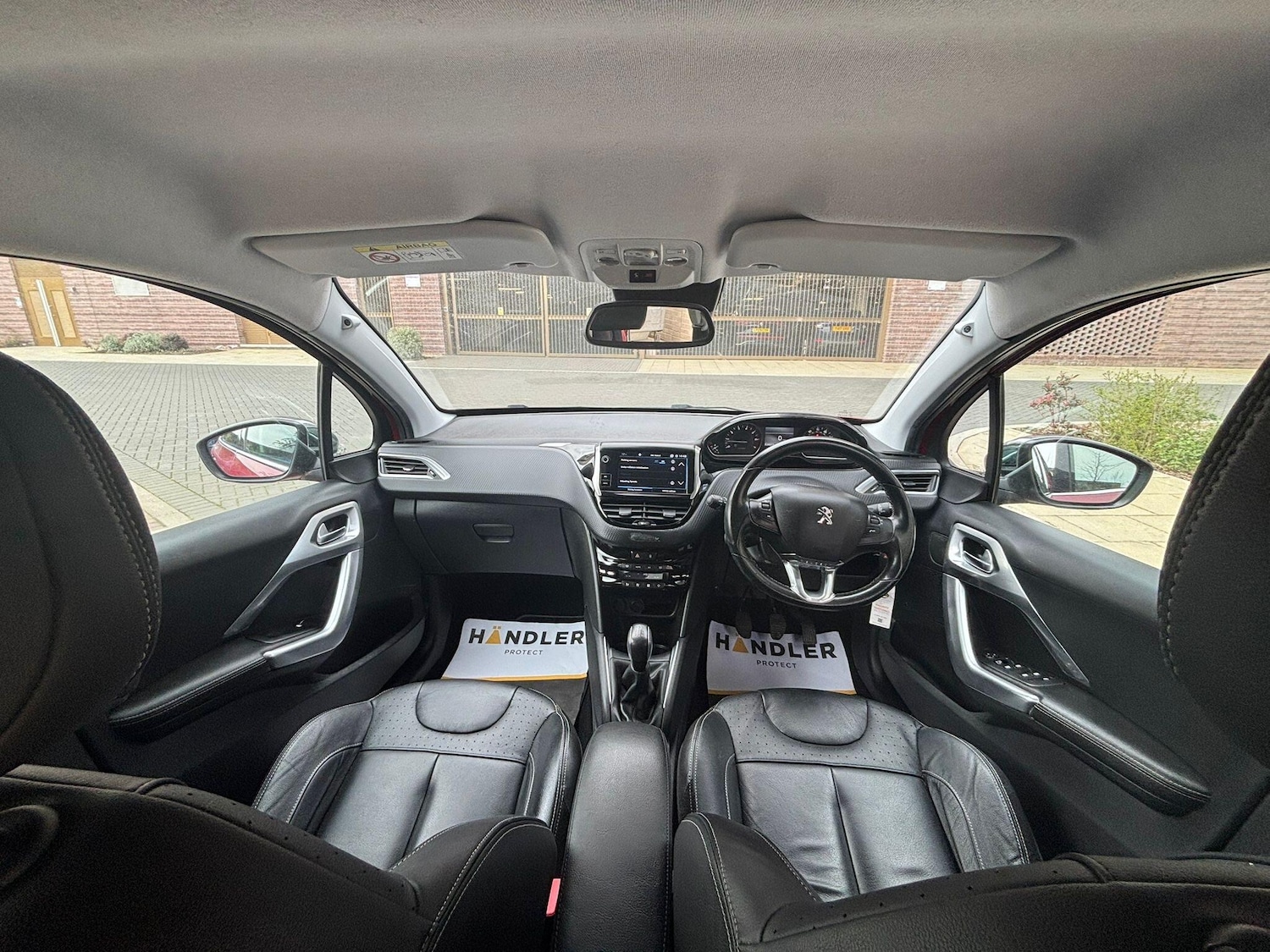 Used Peugeot 208 for sale - 77824109: Photo 35