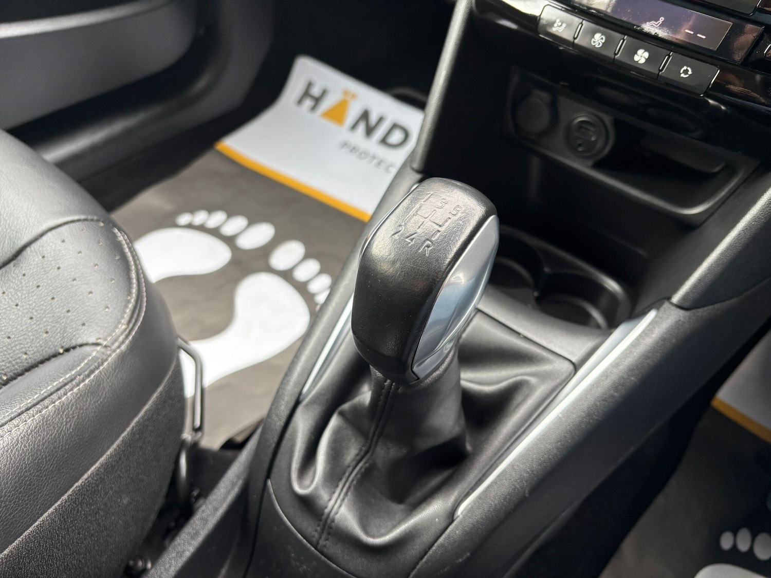 Used Peugeot 208 for sale - 77824109: Photo 49