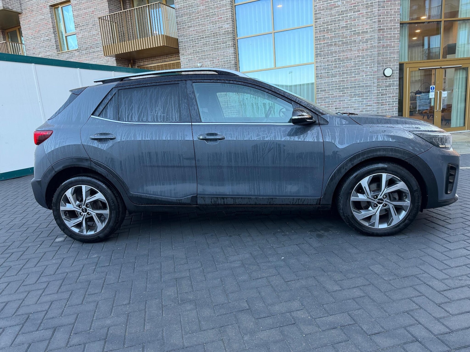 Used Kia Stonic 2023 for sale - 76780867: Photo 13