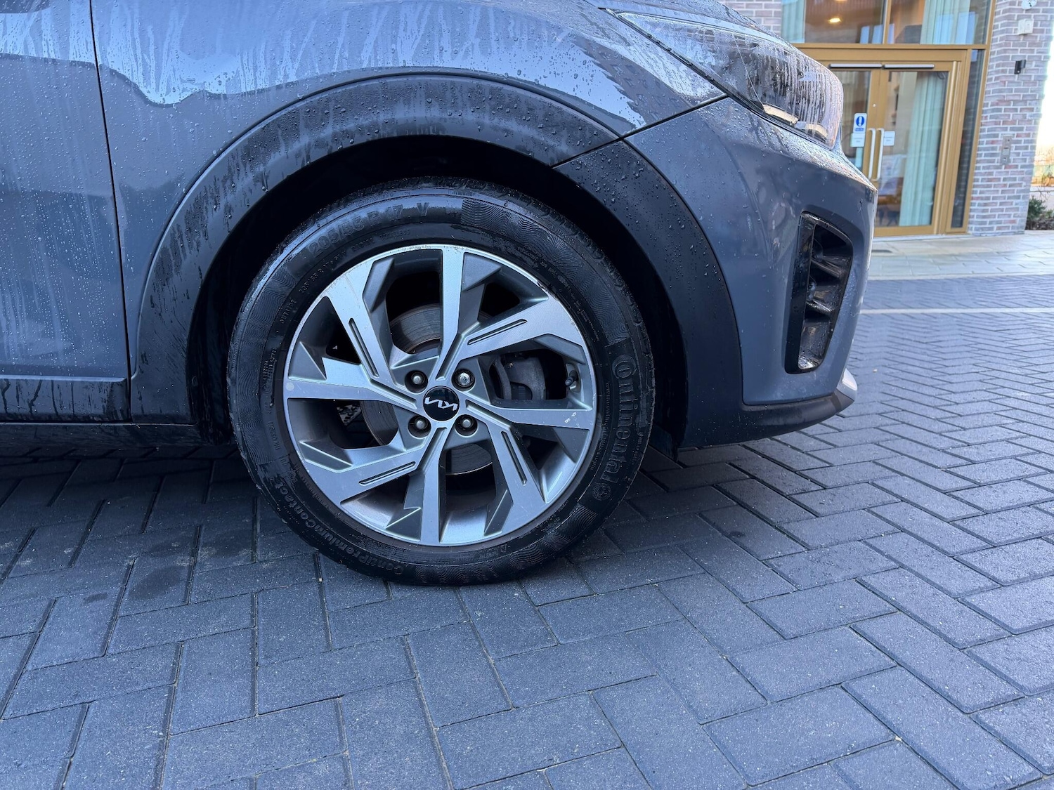 Used Kia Stonic 2023 for sale - 76780867: Photo 28