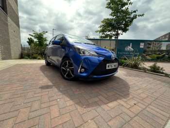 Used Toyota Yaris 2017 for sale - 74553858: Photo