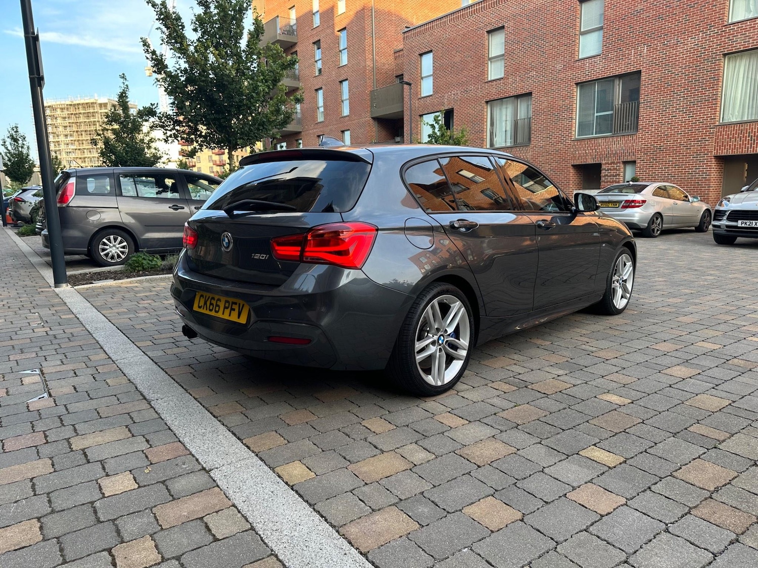 Used BMW 1 Series 2016 for sale - 76072729: Photo 2