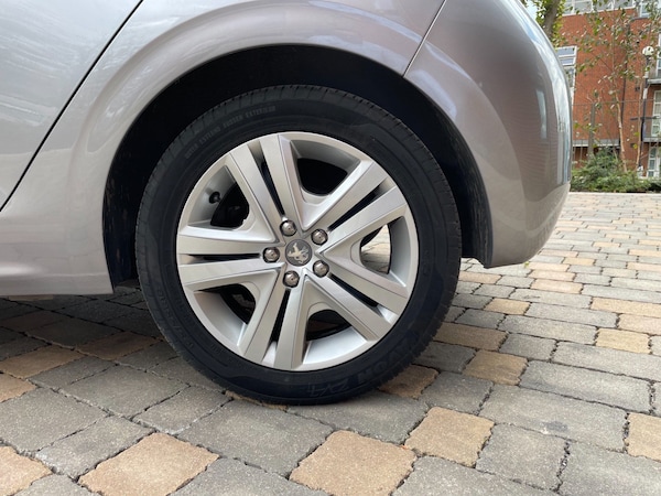 Used Peugeot 208 2019 for sale - 73177155: Photo 14