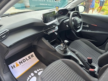 Used Peugeot 208 2023 for sale - 78205024: Photo